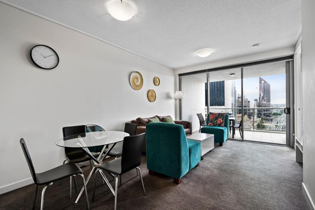 City Living - Brisbane River-View 2 Bedroom Apt מראה חיצוני תמונה